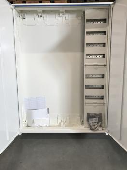 Hager Verteilerschrank mit 1x Verteilerfeld ZU59VT7APZ2 mit APZ, ZB54S